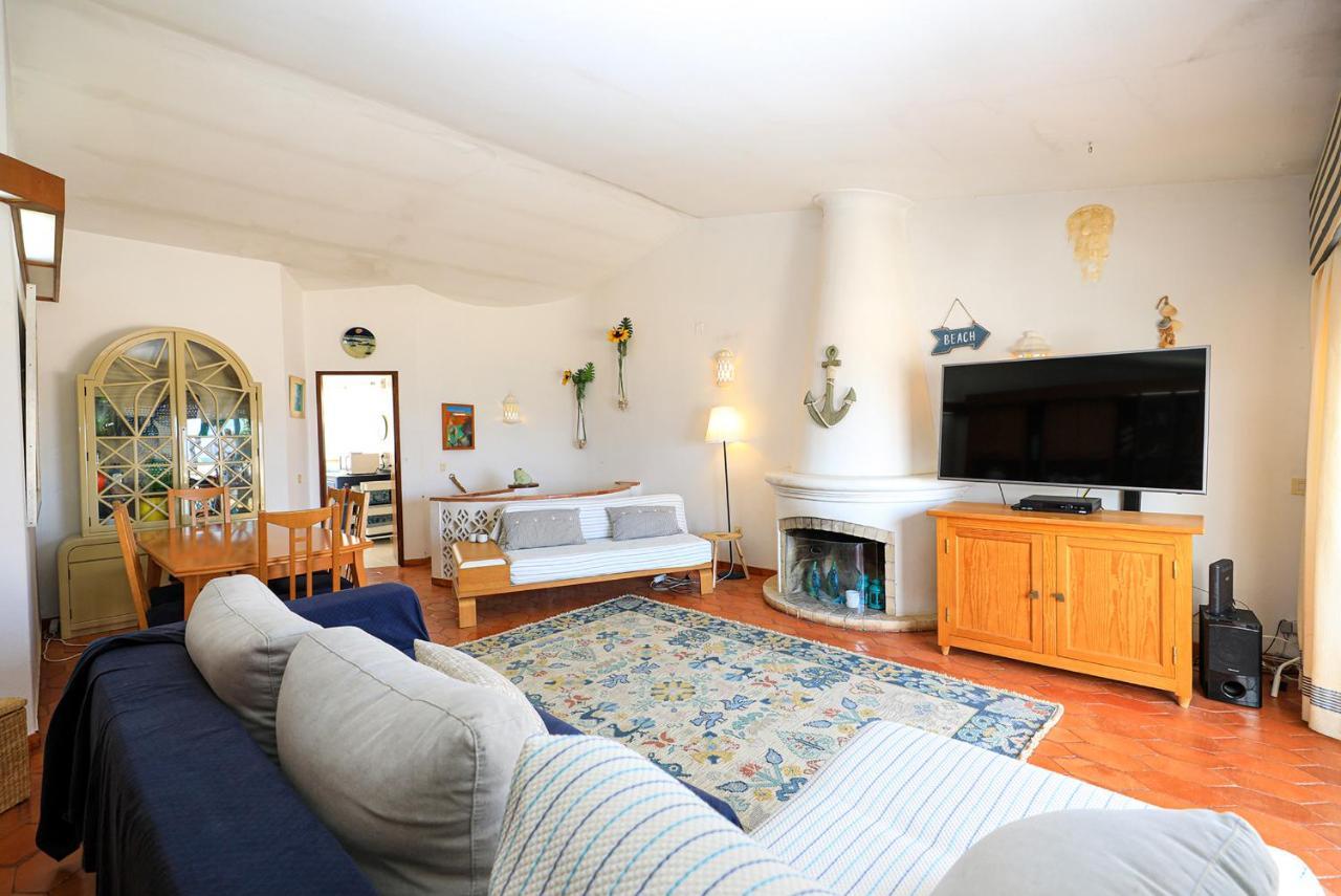 C22 - Beco Do Poco Beach Townhouse In Praia Da Luz Exterior photo