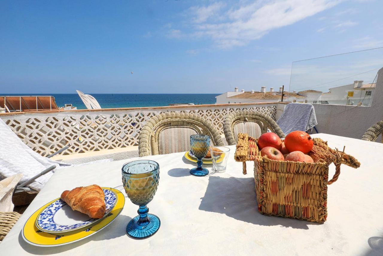 C22 - Beco Do Poco Beach Townhouse In Praia Da Luz Exterior photo