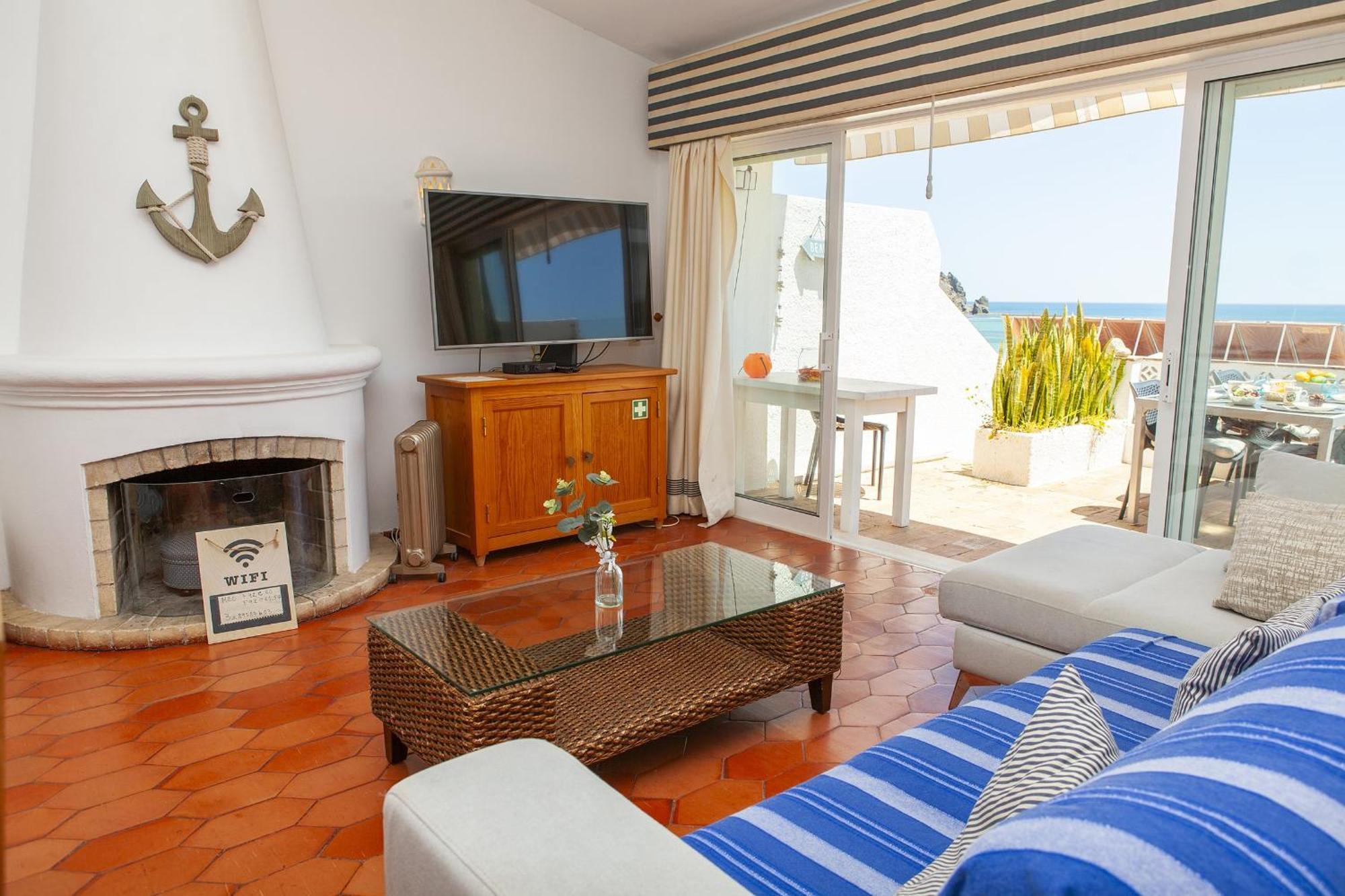 C22 - Beco Do Poco Beach Townhouse In Praia Da Luz Exterior photo