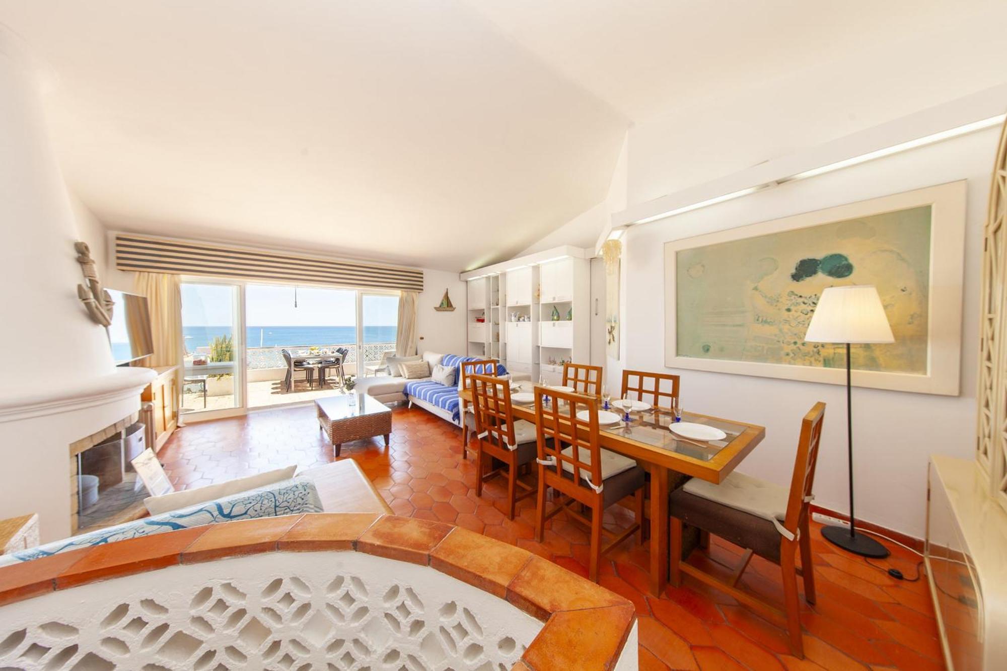 C22 - Beco Do Poco Beach Townhouse In Praia Da Luz Exterior photo