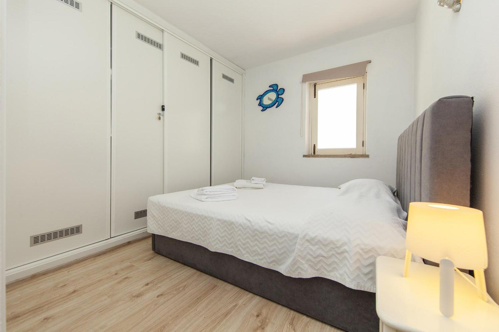 C22 - Beco Do Poco Beach Townhouse In Praia Da Luz Exterior photo